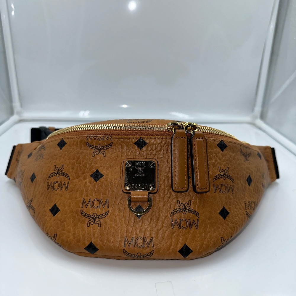UNISEX MCM FANNY PACK